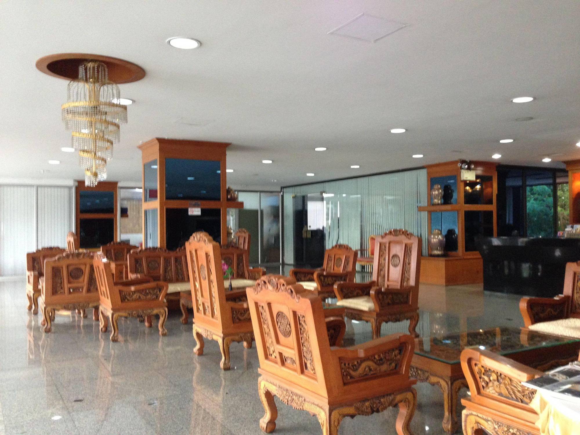 Chateau Chiangmai Hotel Чиангмай Экстерьер фото